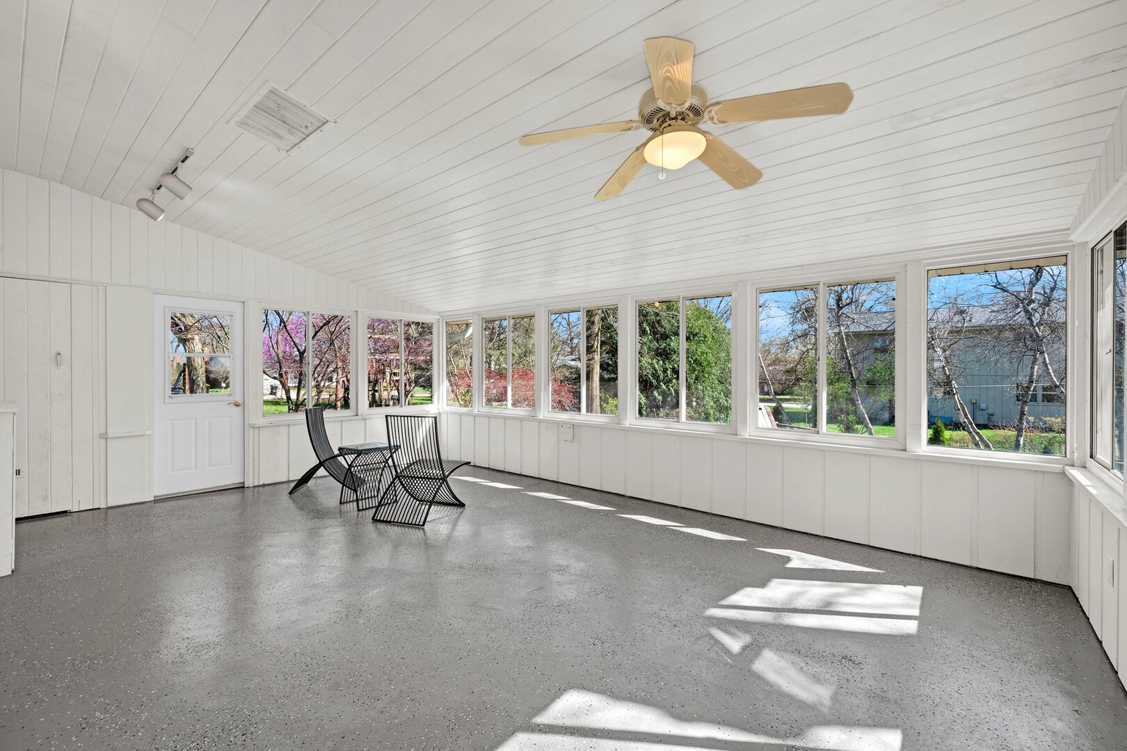 903 Crestline Drive, Normal, IL 61761