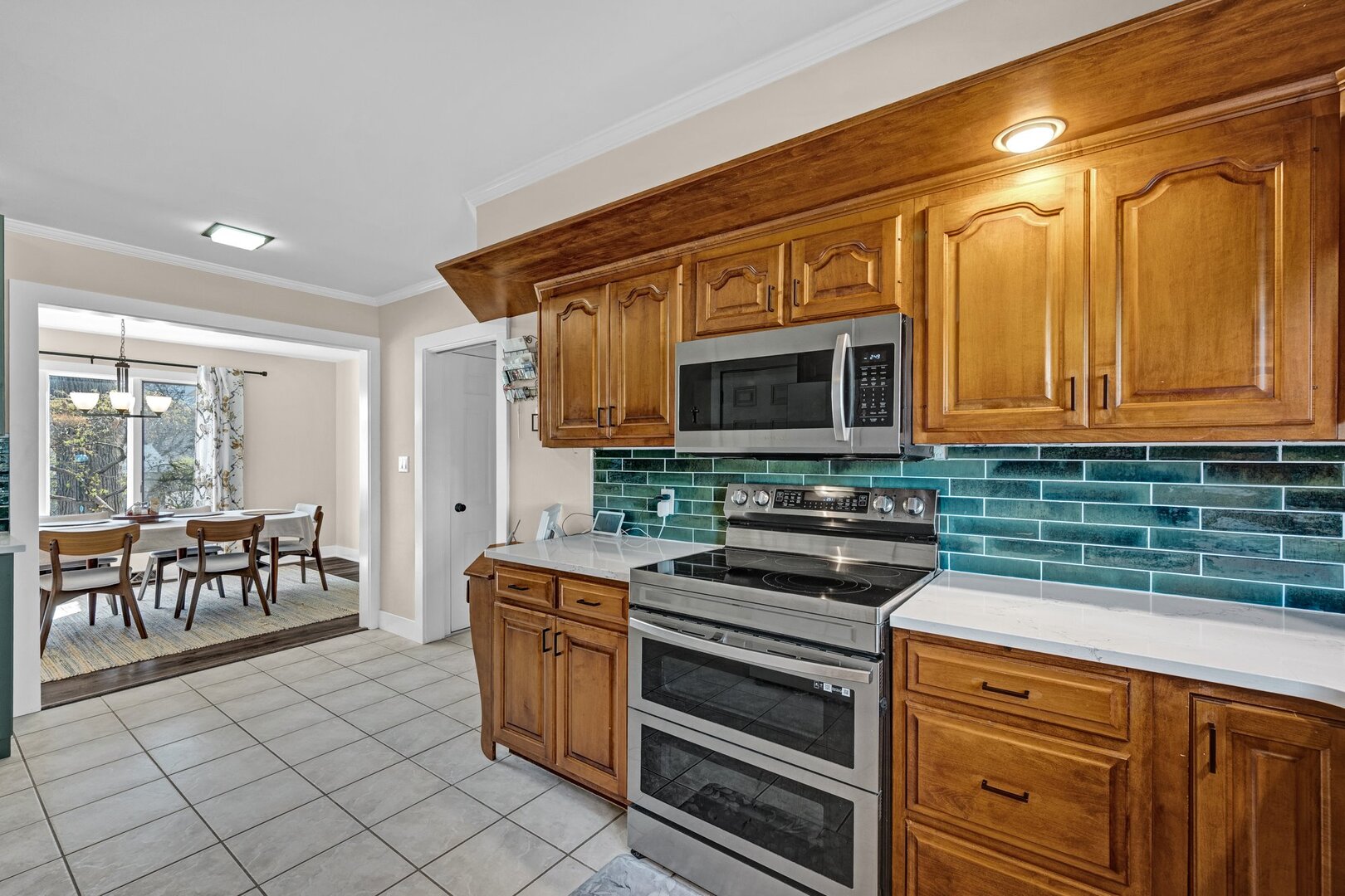 903 Crestline Drive, Normal, IL 61761