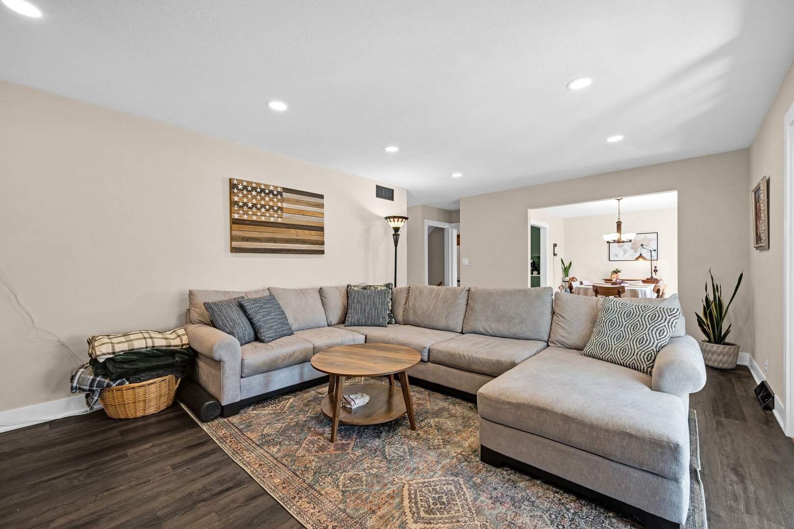 903 Crestline Drive, Normal, IL 61761