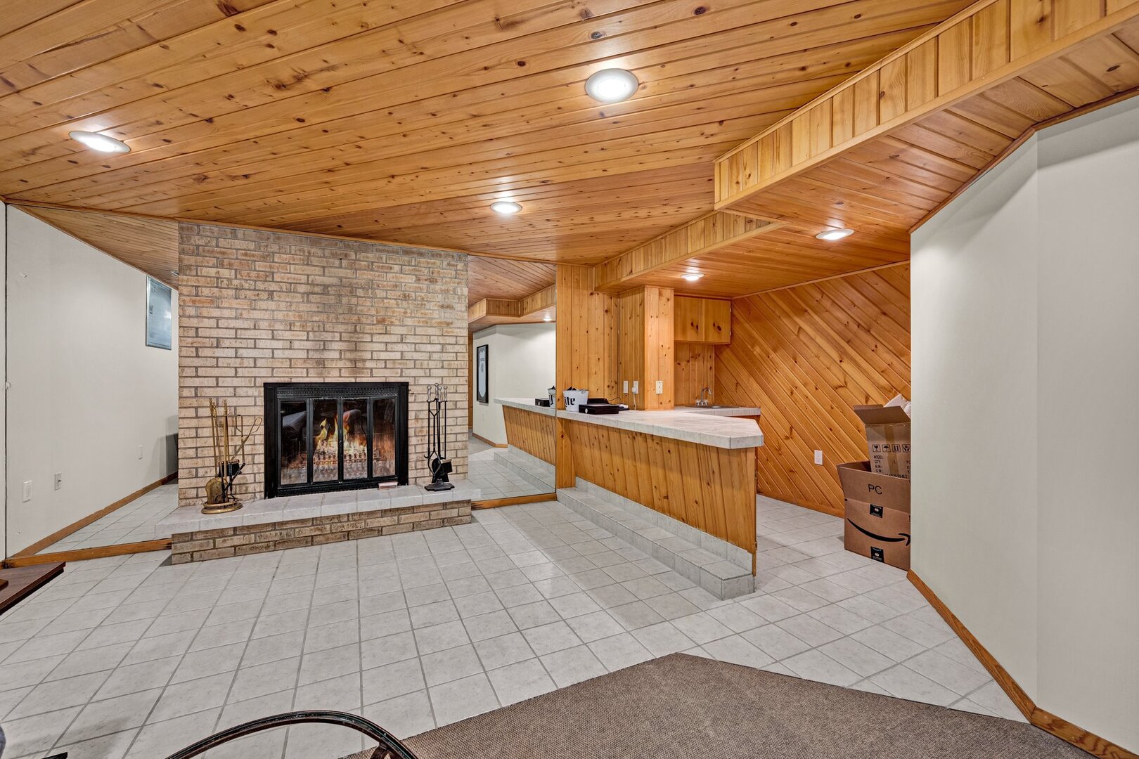 903 Crestline Drive, Normal, IL 61761