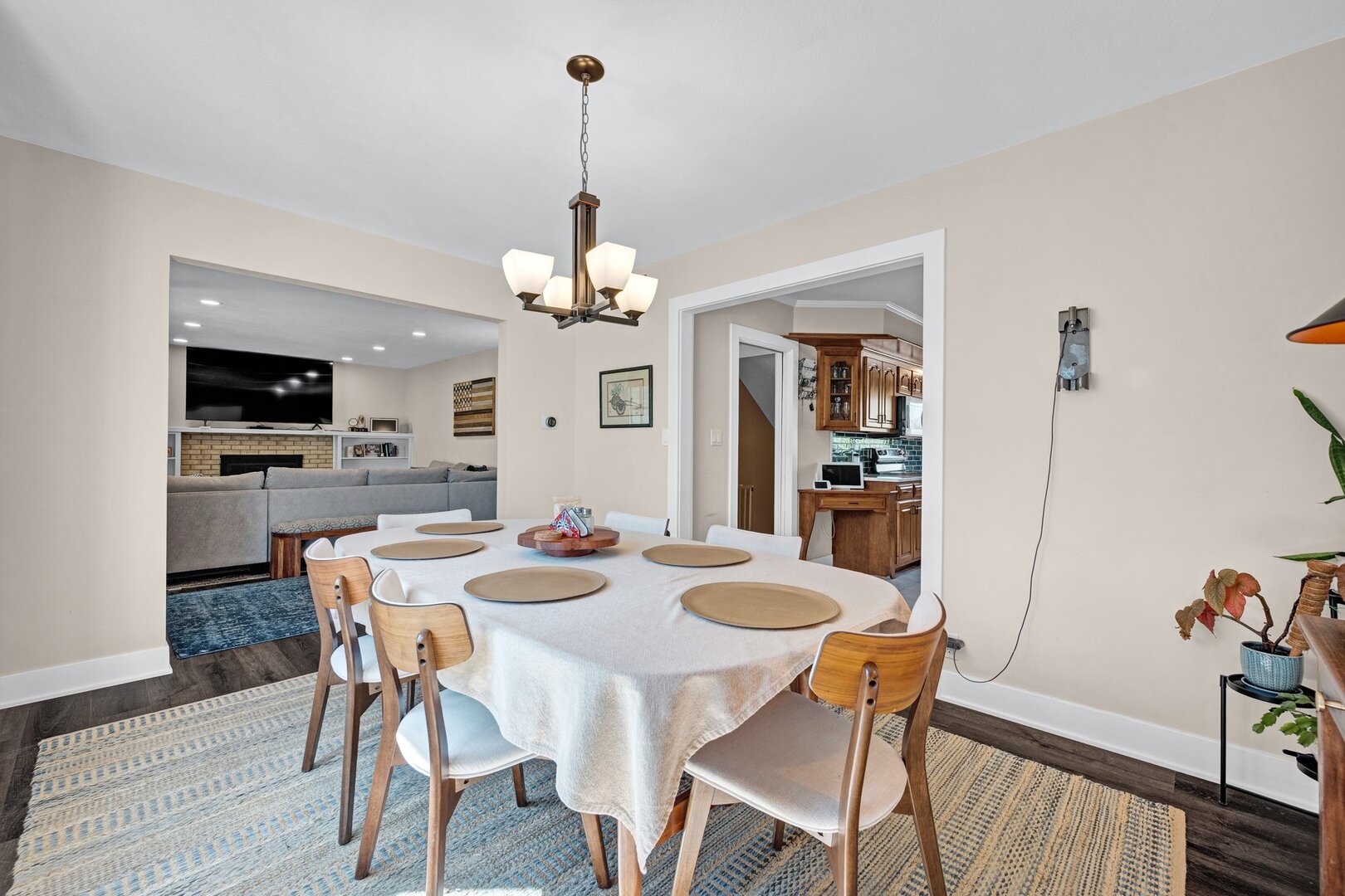 903 Crestline Drive, Normal, IL 61761