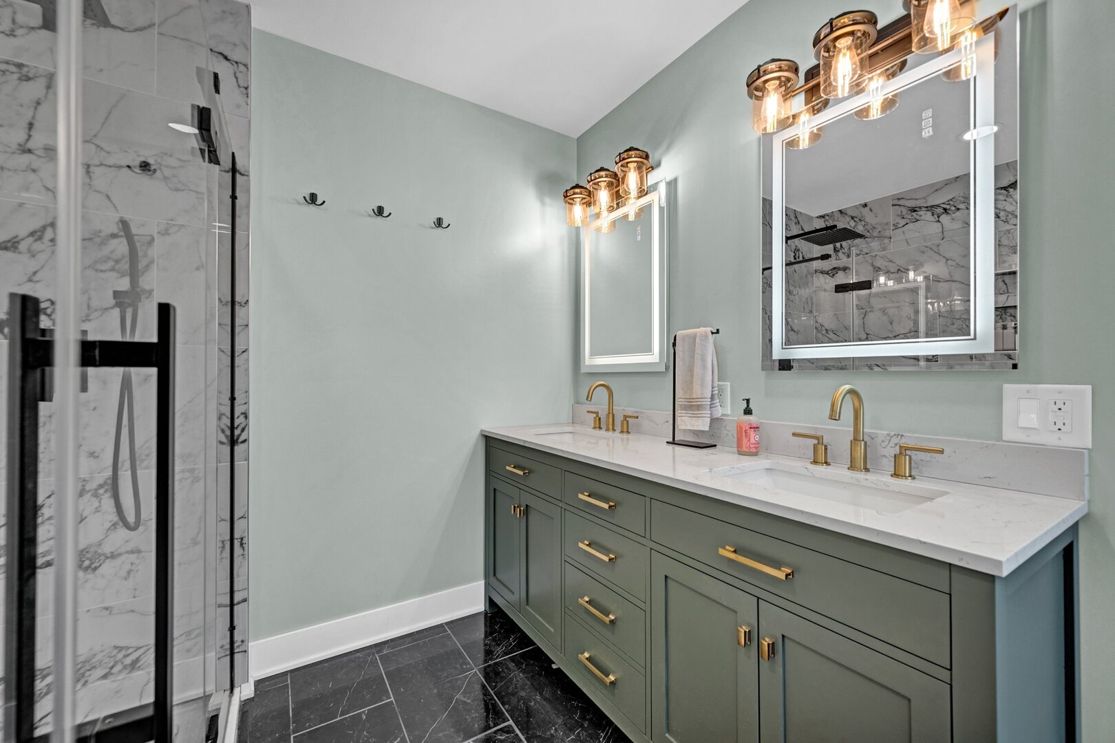 903 Crestline Drive, Normal, IL 61761