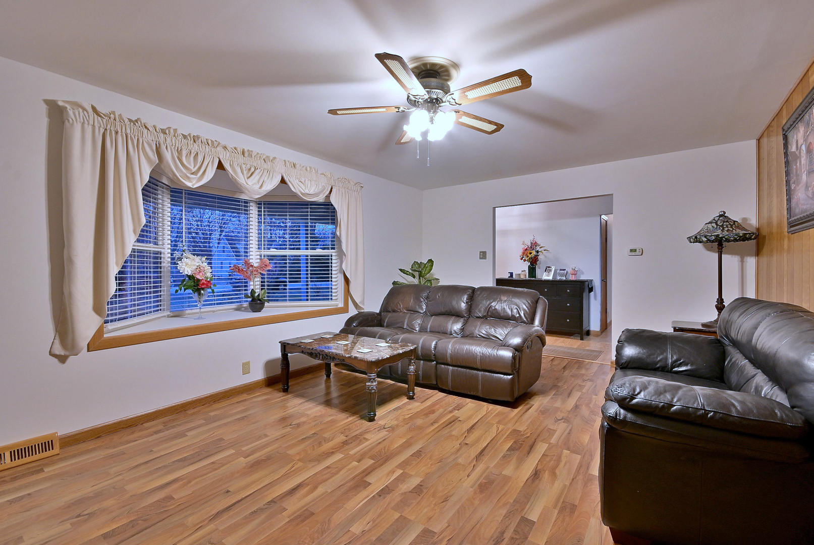 10N836 Maple Street, Elgin, IL 60123