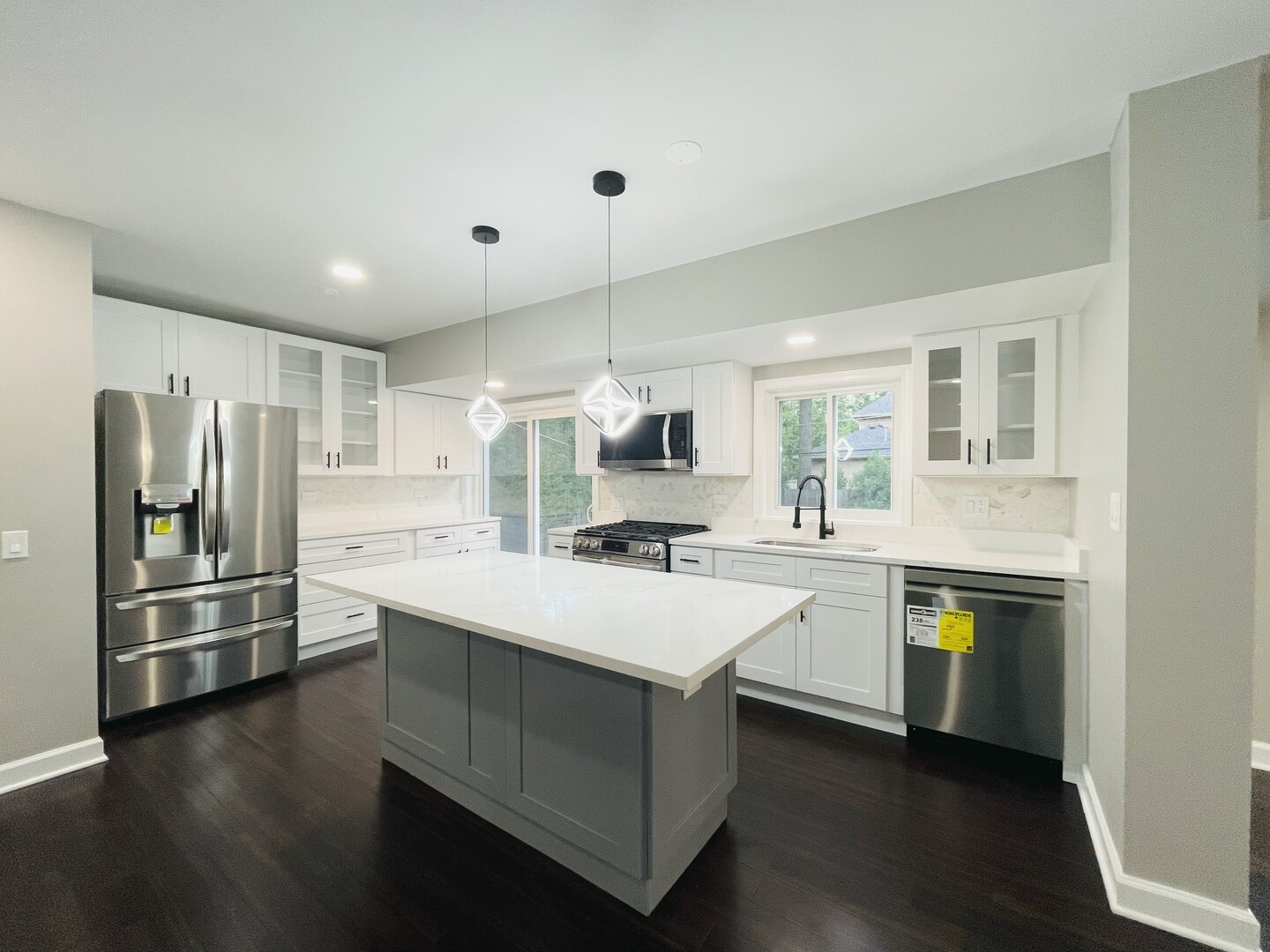 1459 Eastwood Avenue, Highland Park, IL 60035