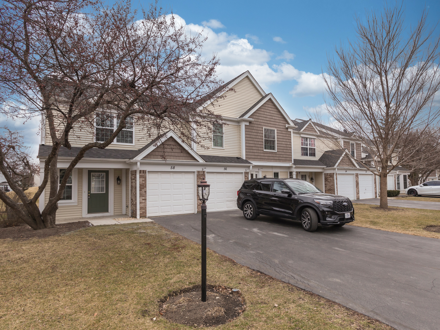 58 Marion Lane, Streamwood, IL 60107