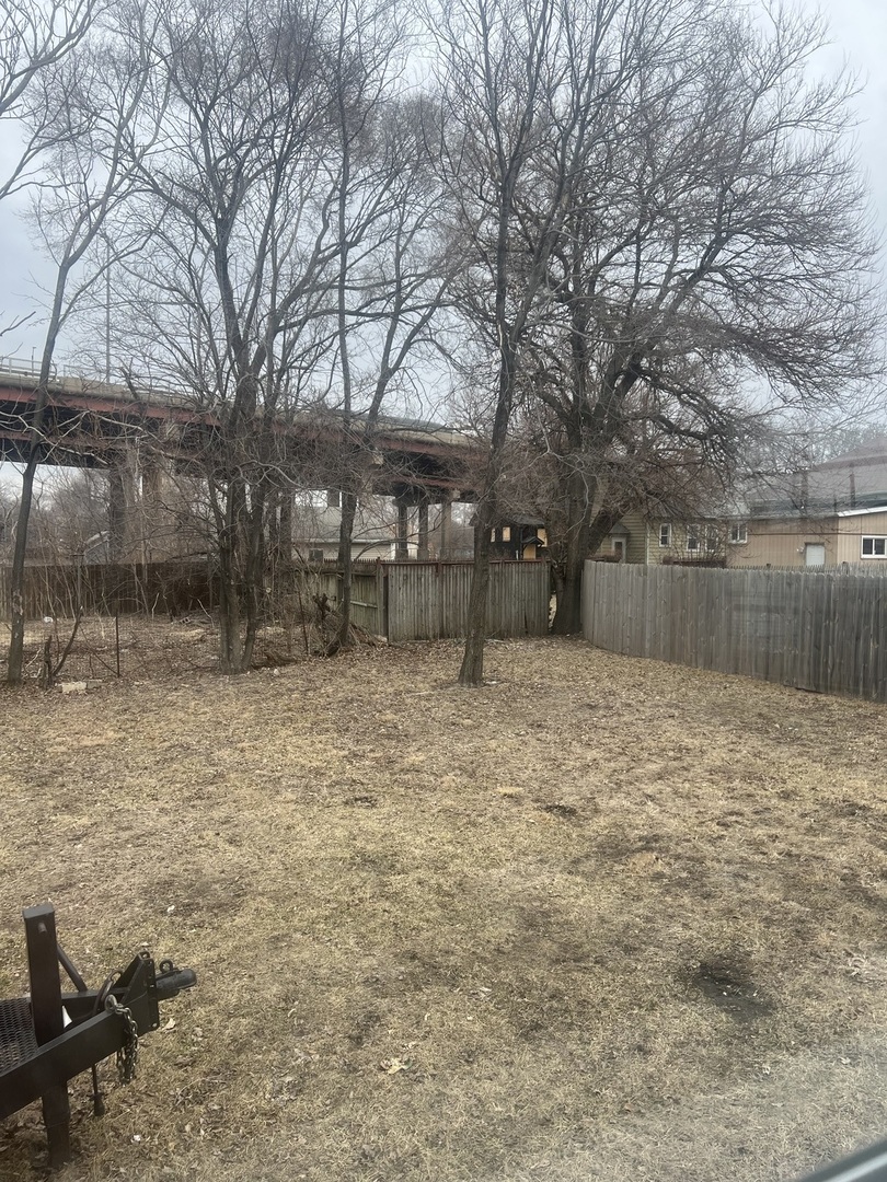 207 Davis Street, Joliet, IL 60436