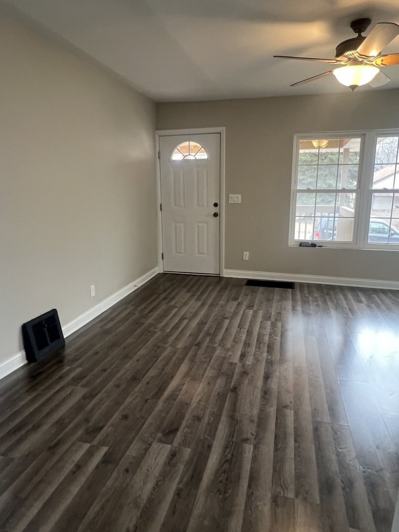 207 Davis Street, Joliet, IL 60436