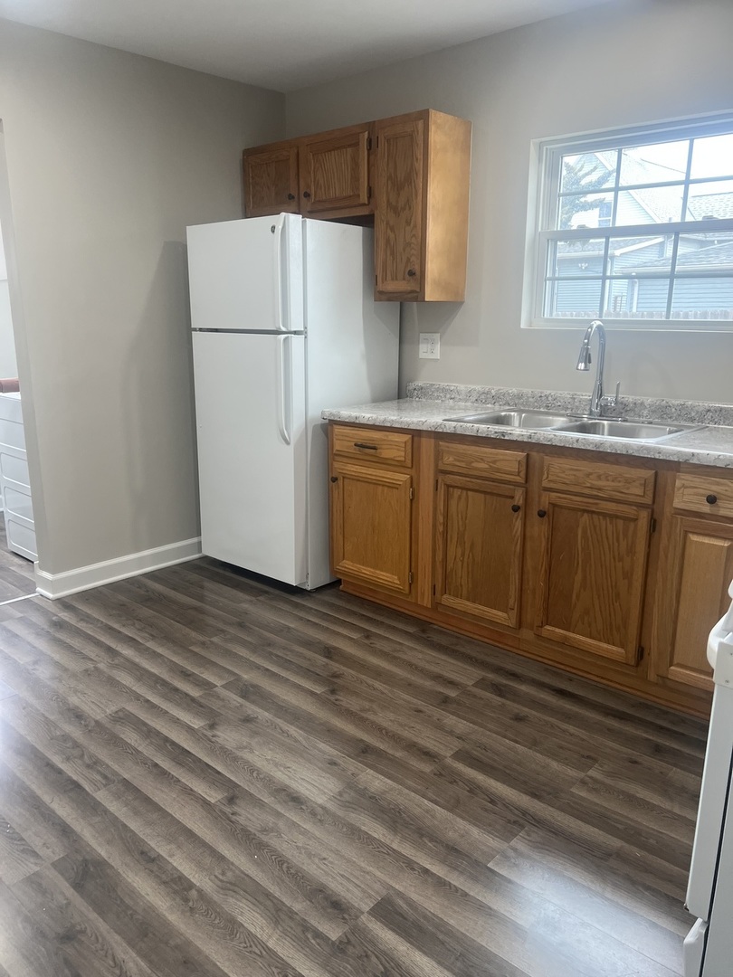 207 Davis Street, Joliet, IL 60436