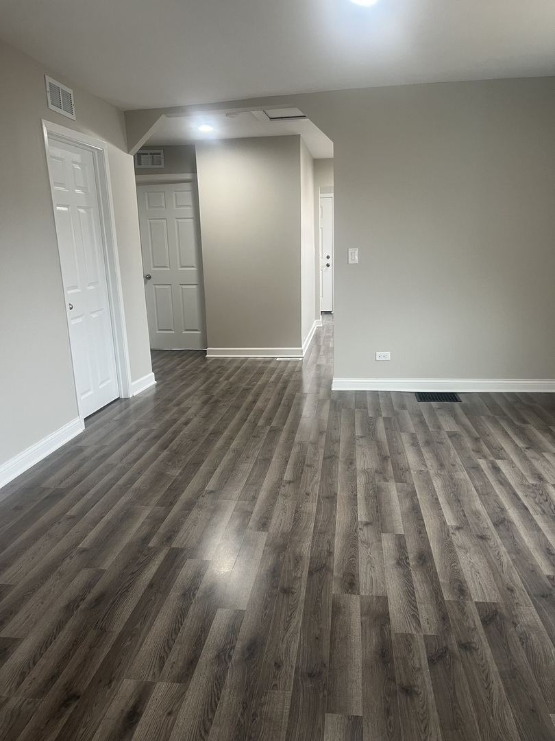 207 Davis Street, Joliet, IL 60436