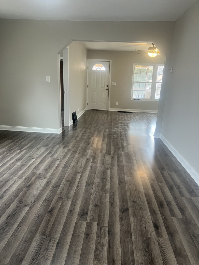 207 Davis Street, Joliet, IL 60436