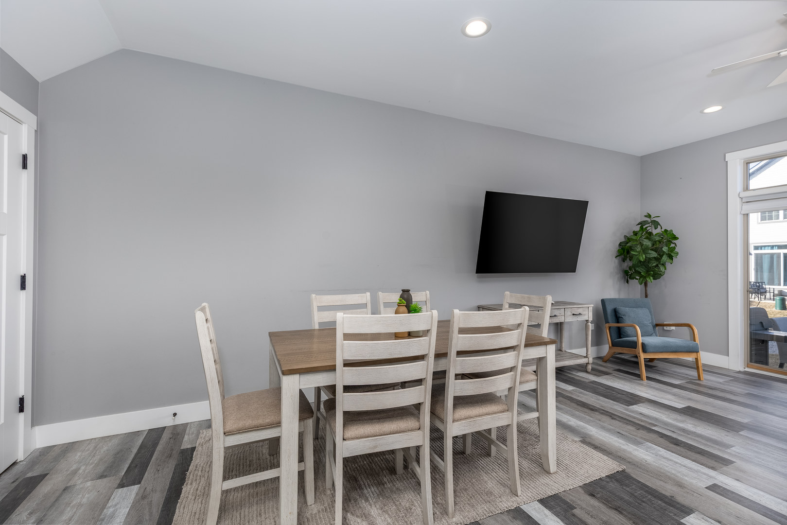 100 Great Loop Drive #48, Ottawa, IL 61350