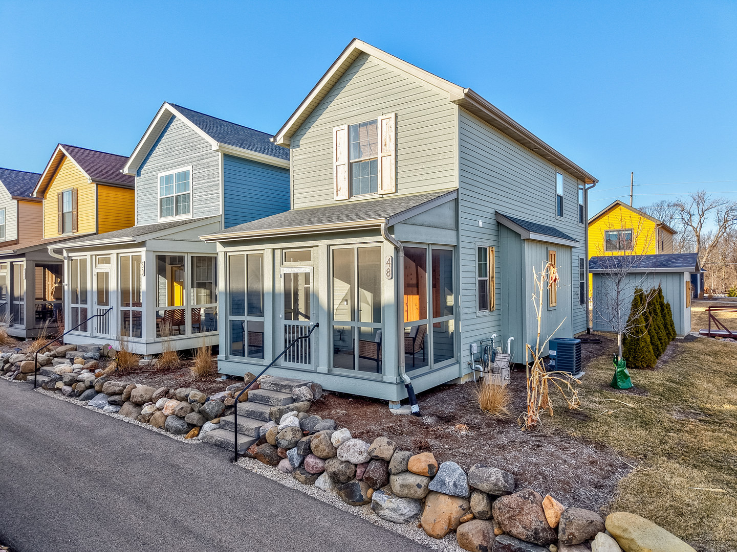 100 Great Loop Dr #48, Ottawa, IL 61350