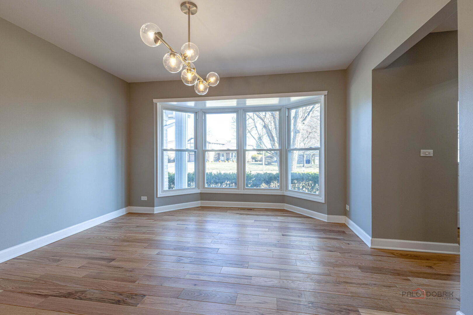 2892 Parkside Drive, Highland Park, IL 60035