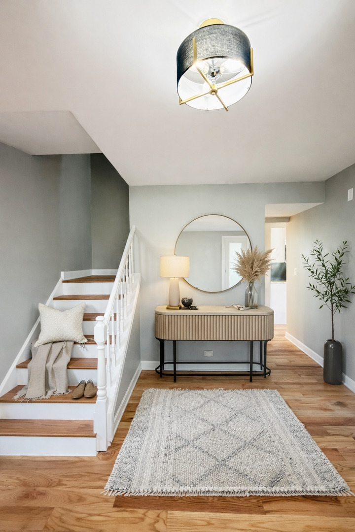 2892 Parkside Drive, Highland Park, IL 60035