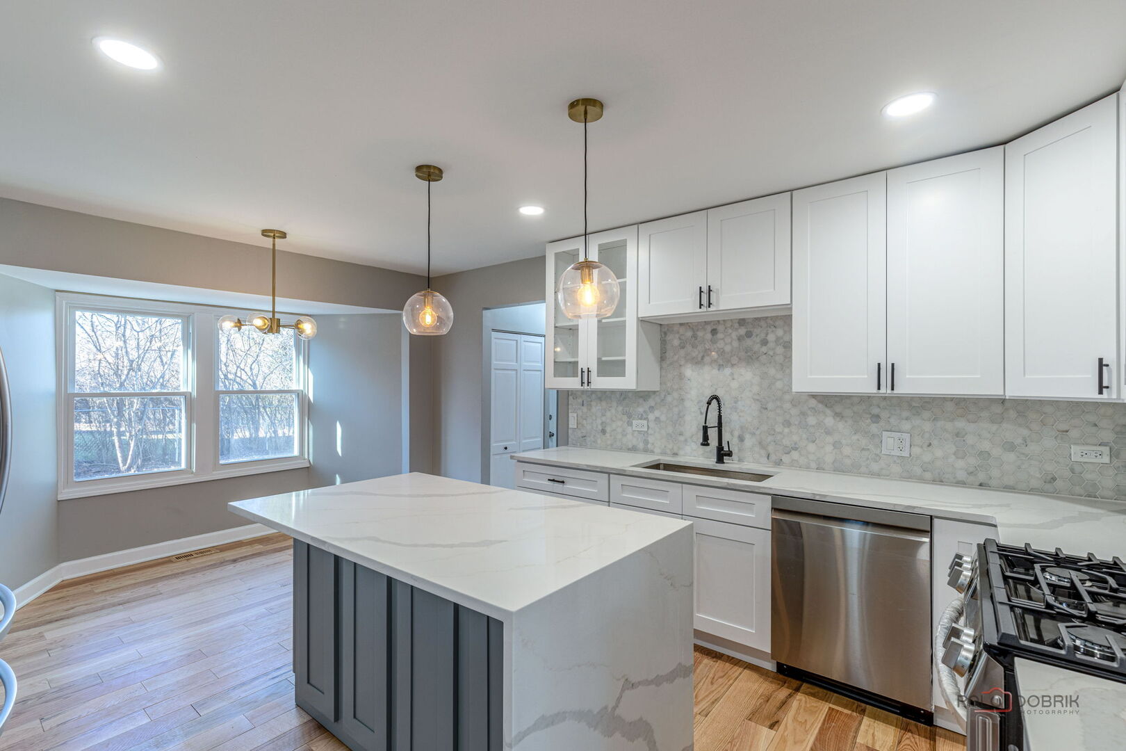 2892 Parkside Drive, Highland Park, IL 60035