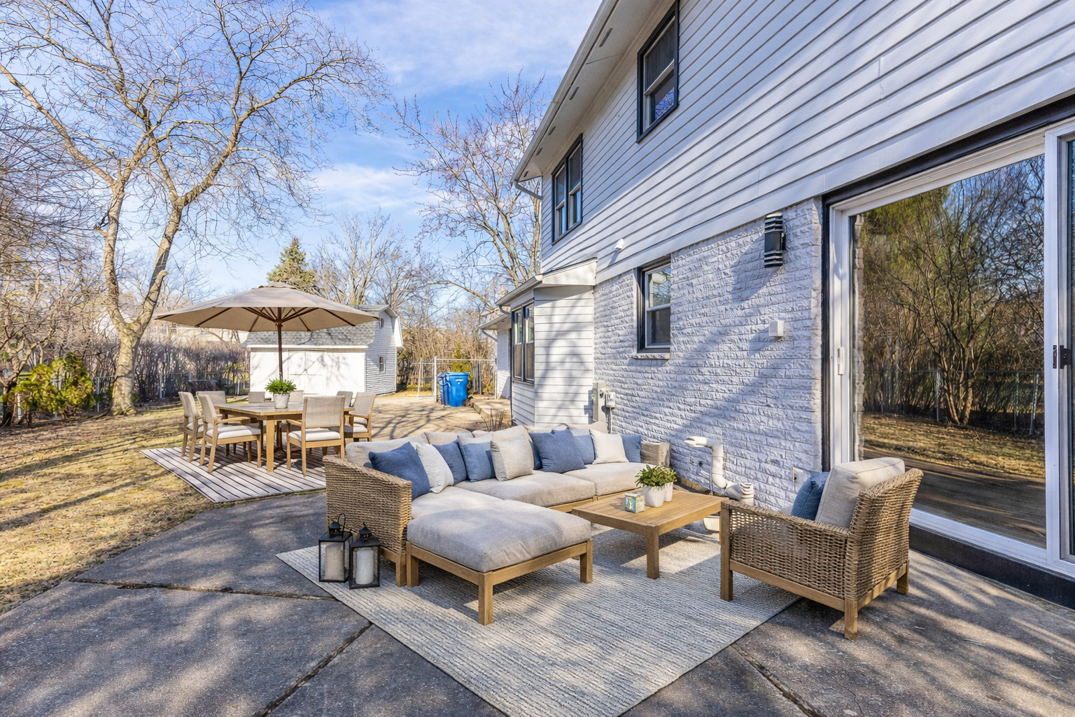 2892 Parkside Drive, Highland Park, IL 60035