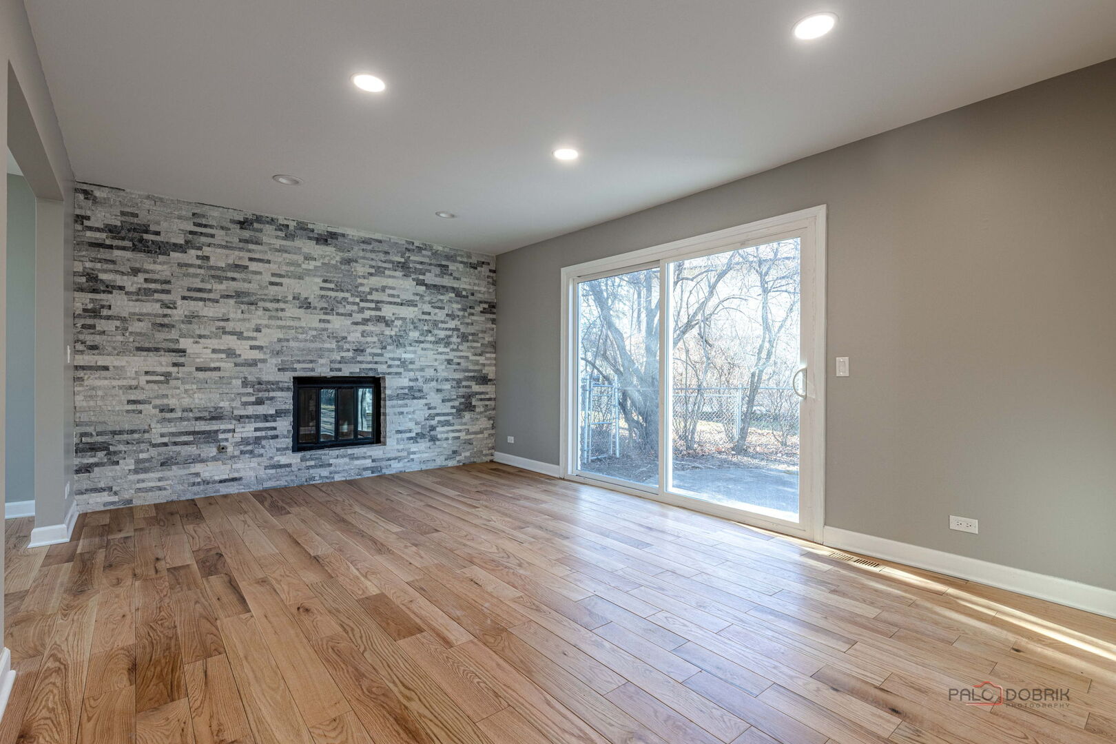 2892 Parkside Drive, Highland Park, IL 60035