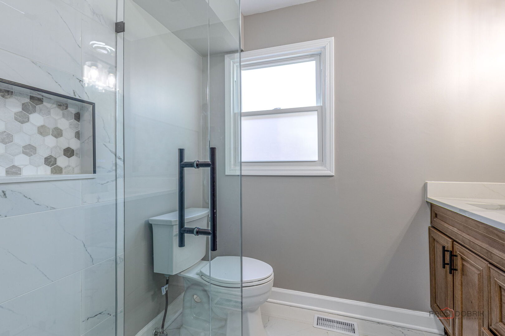 2892 Parkside Drive, Highland Park, IL 60035