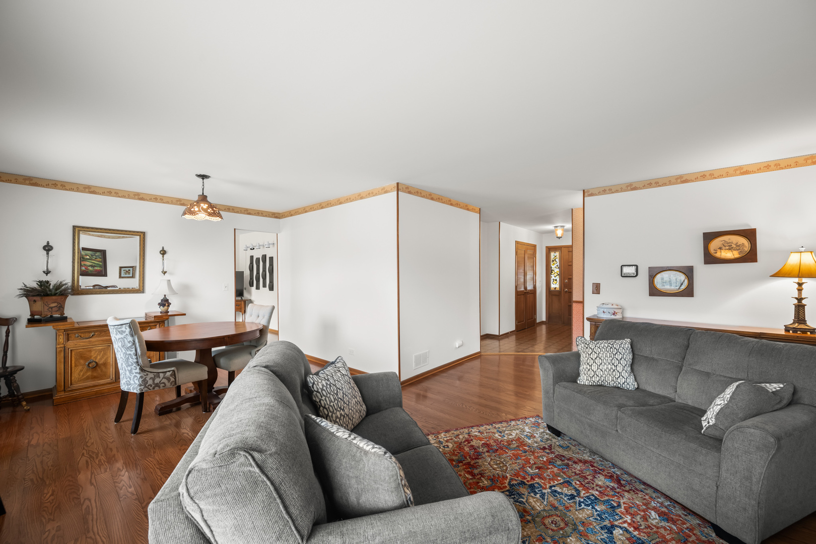 1034 Tamarack Lane, Libertyville, IL 60048