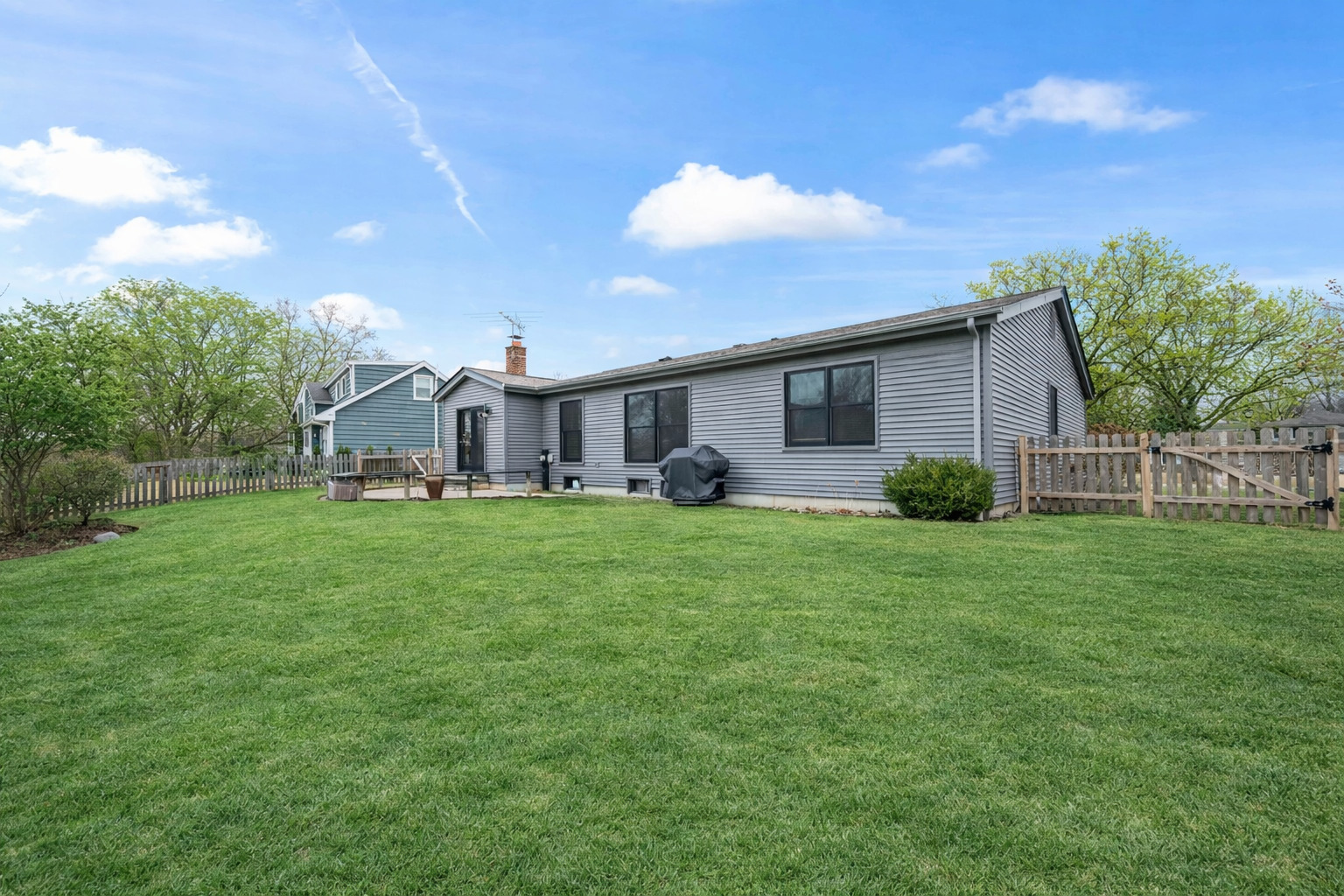 1034 Tamarack Lane, Libertyville, IL 60048