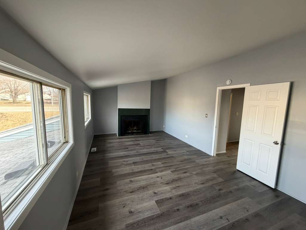 1612 Islandview Court, Hoffman Estates, IL 60169