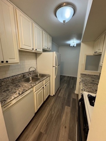 1870 Tall Oaks Drive #2104, Aurora, IL 60505