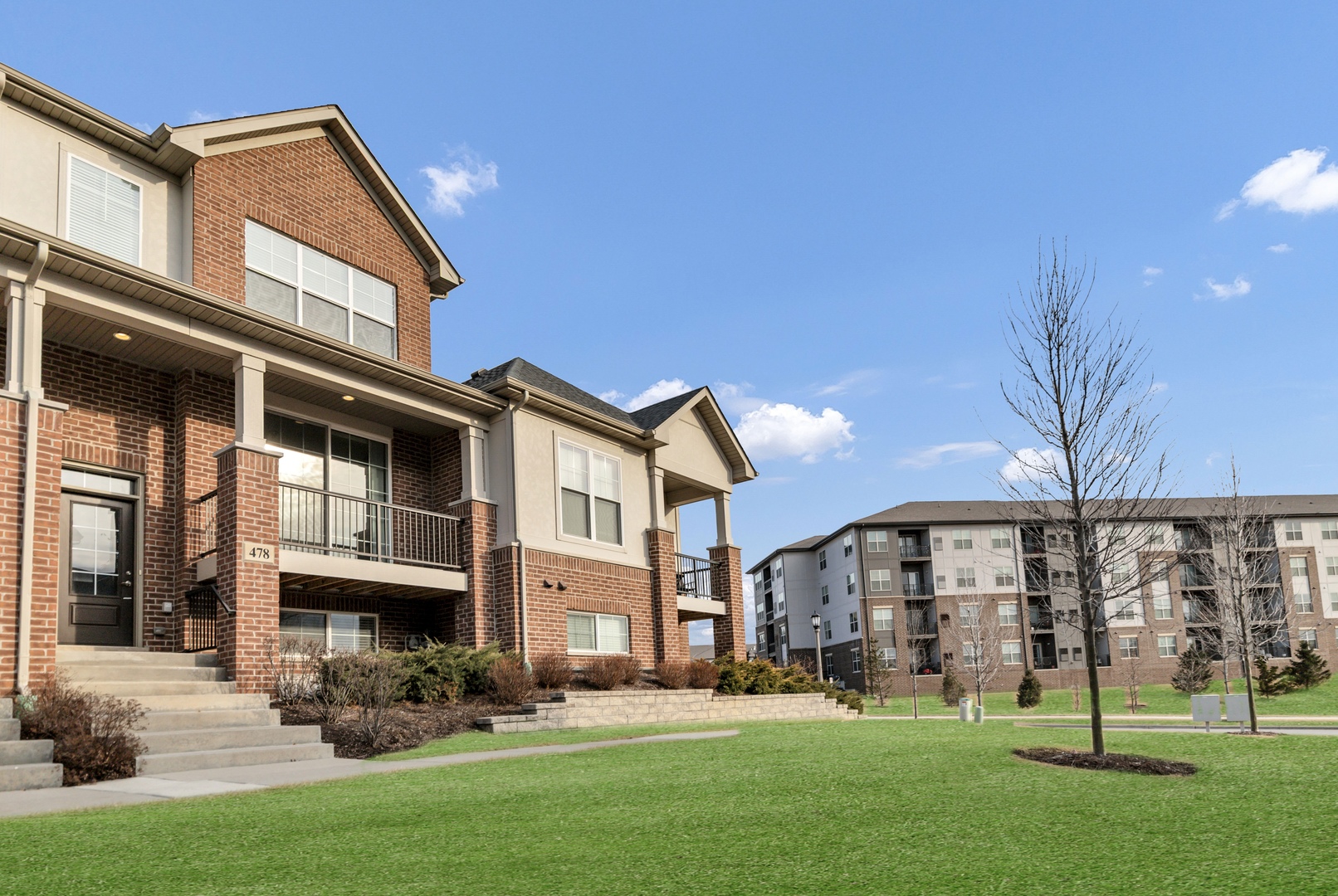 478 Woodmoor Drive #478, Lombard, IL 60148
