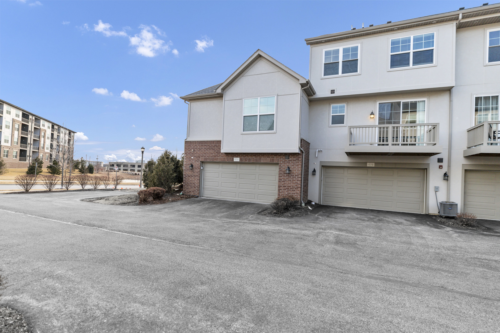 478 Woodmoor Drive #478, Lombard, IL 60148