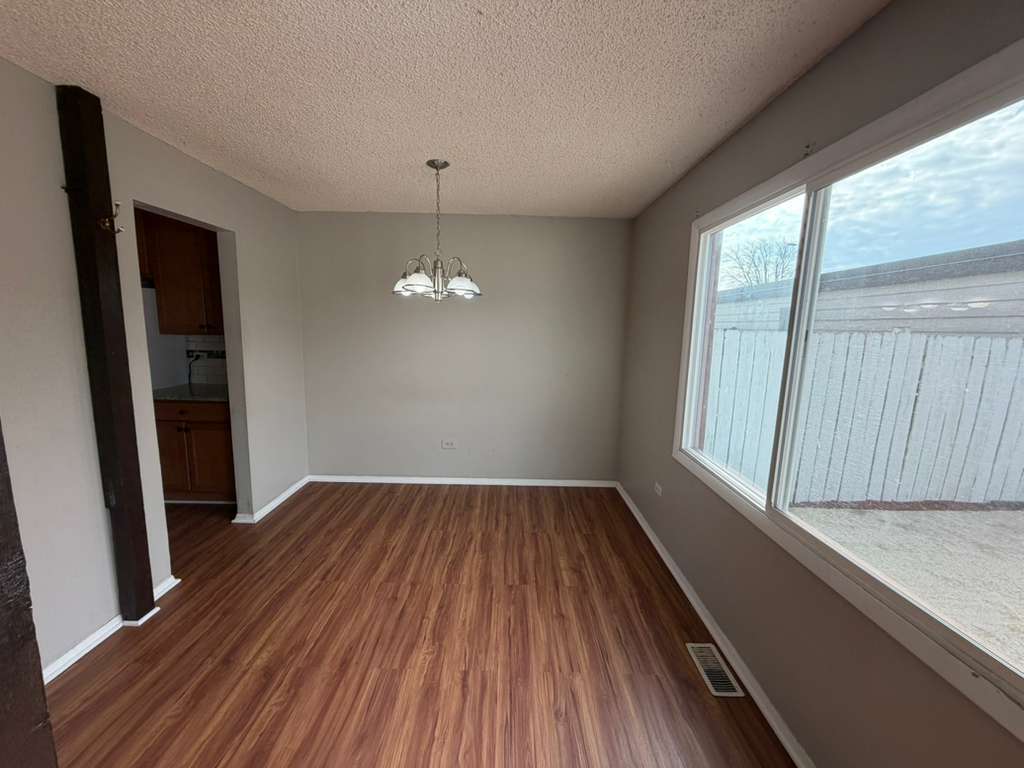 1321 COURT O Court, Hanover Park, IL 60133