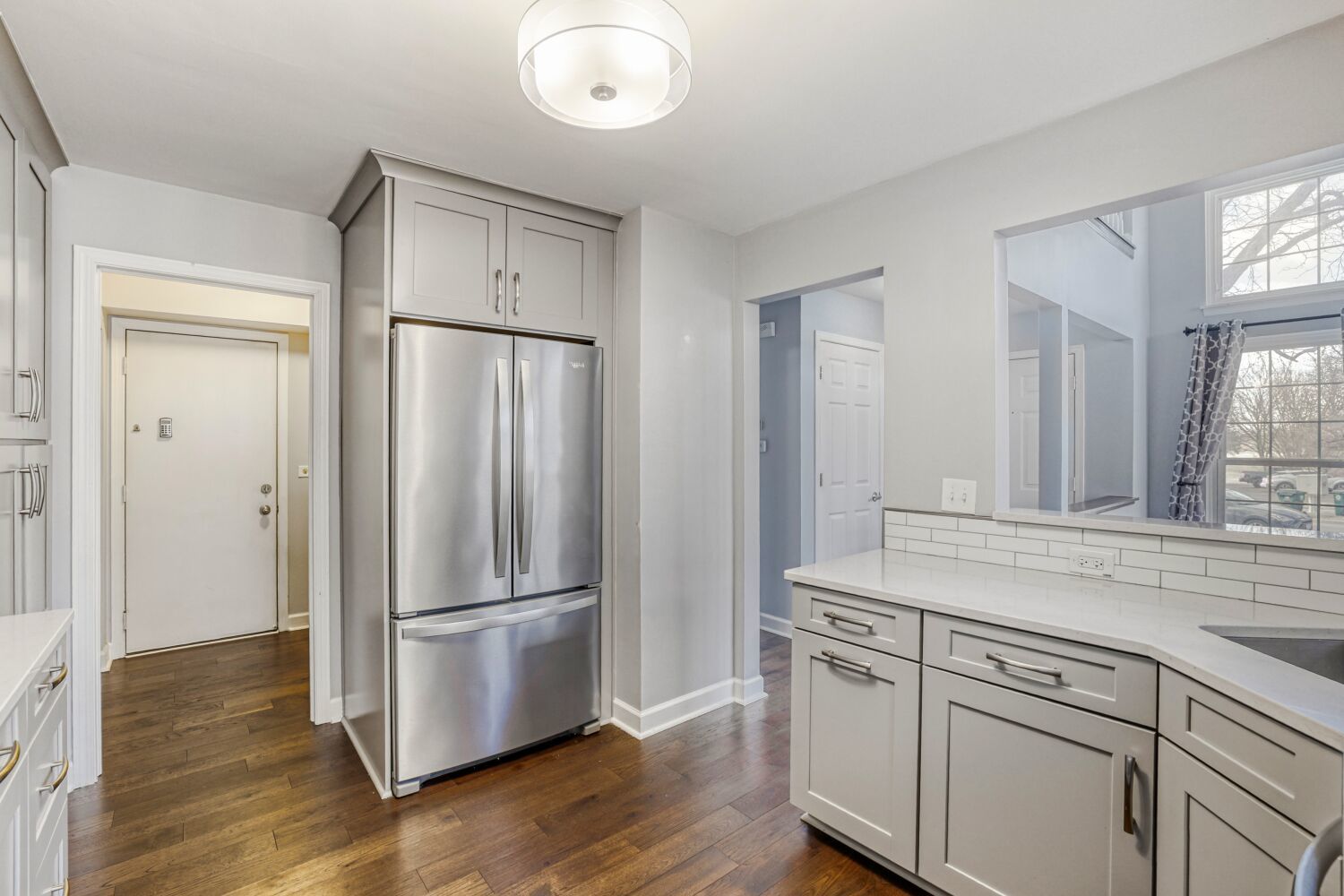 2222 Seaver Lane, Hoffman Estates, IL 60169