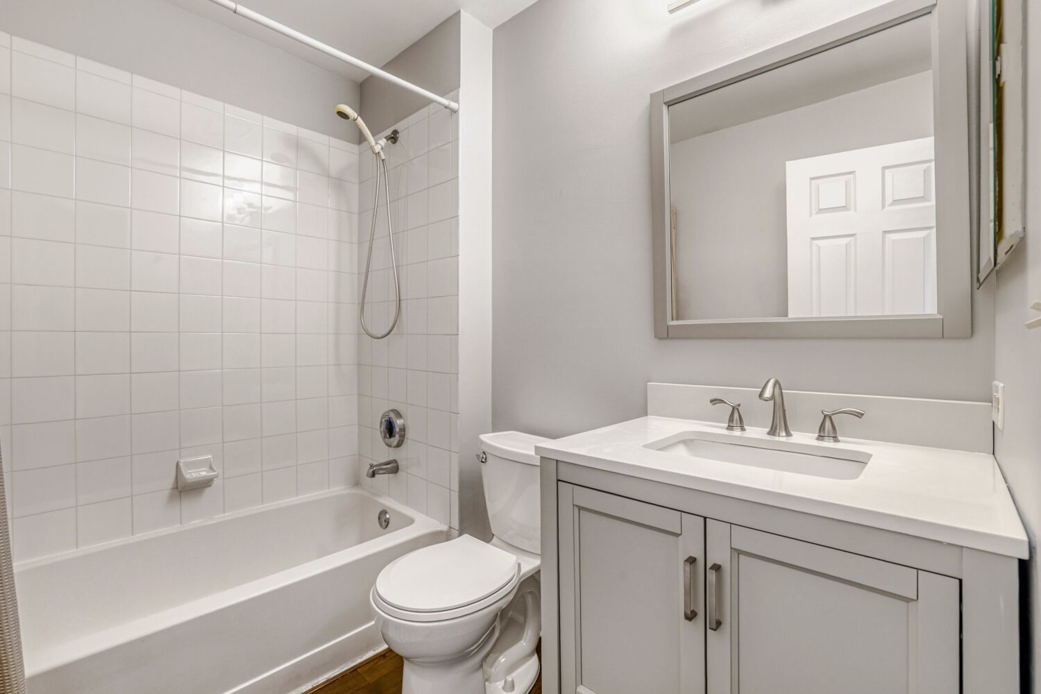 2222 Seaver Lane, Hoffman Estates, IL 60169