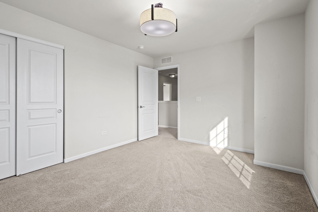 4324 Silver Bell Court, Naperville, IL 60564