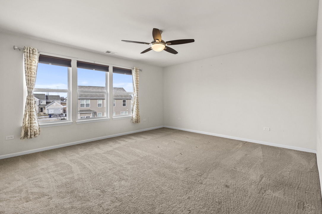 4324 Silver Bell Court, Naperville, IL 60564