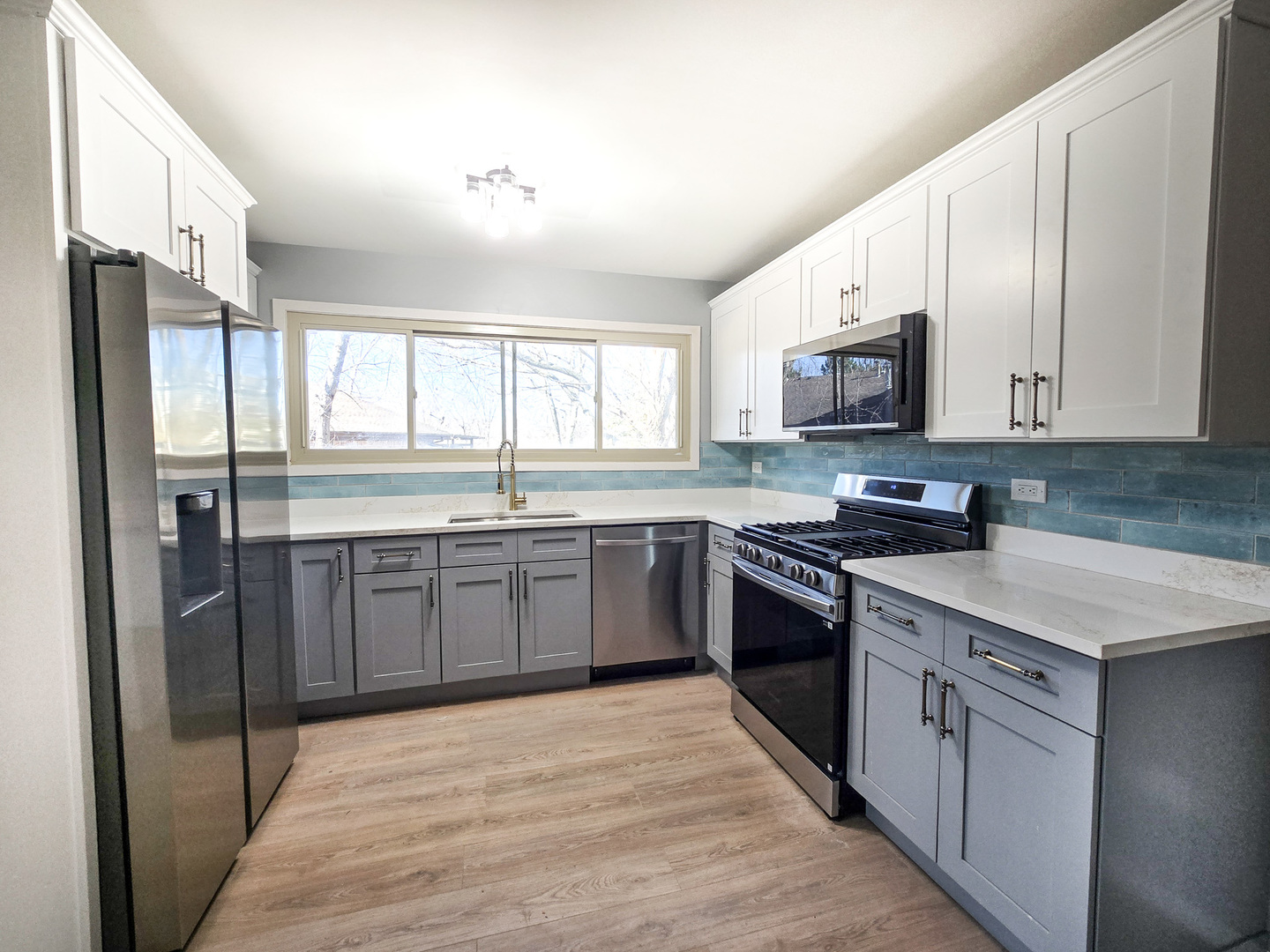 Streamwood, IL 60107