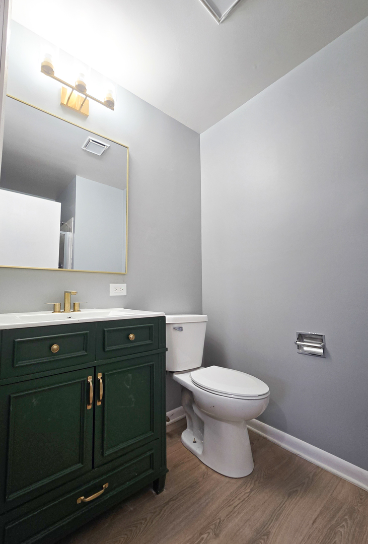 Streamwood, IL 60107