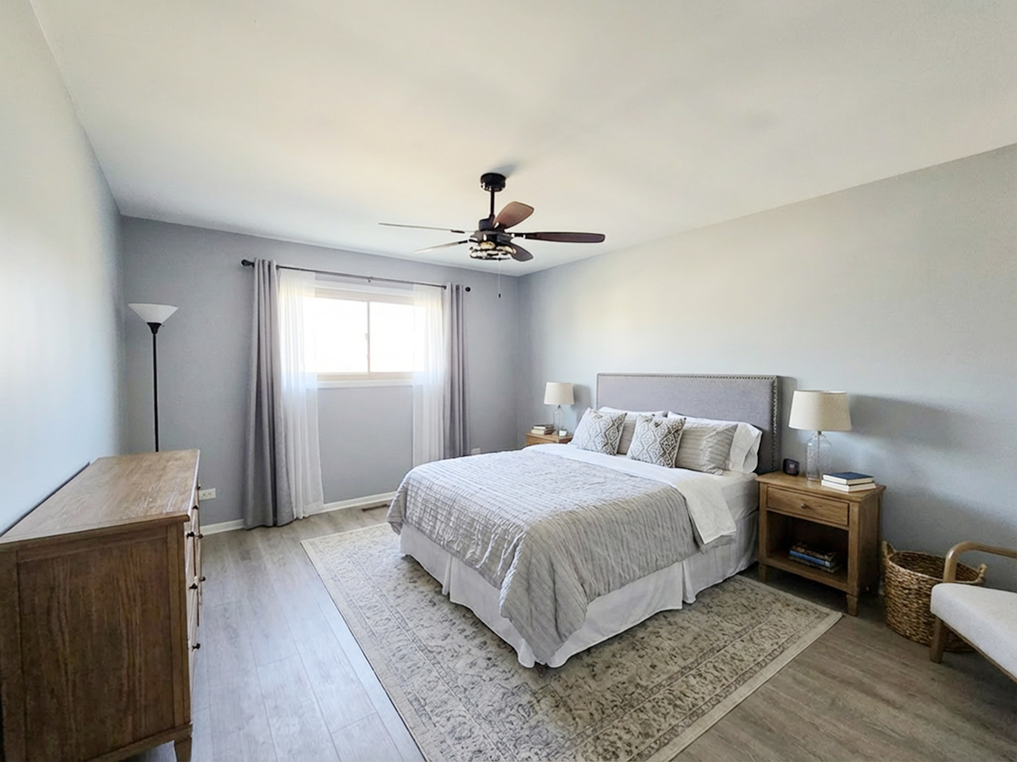 Streamwood, IL 60107