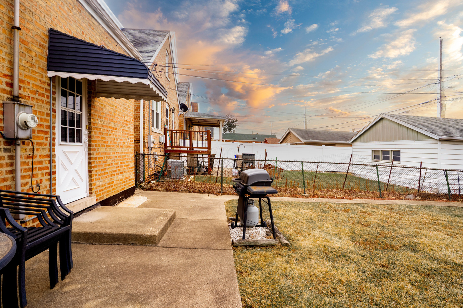 5734 S Melvina Avenue, Chicago, IL 60638