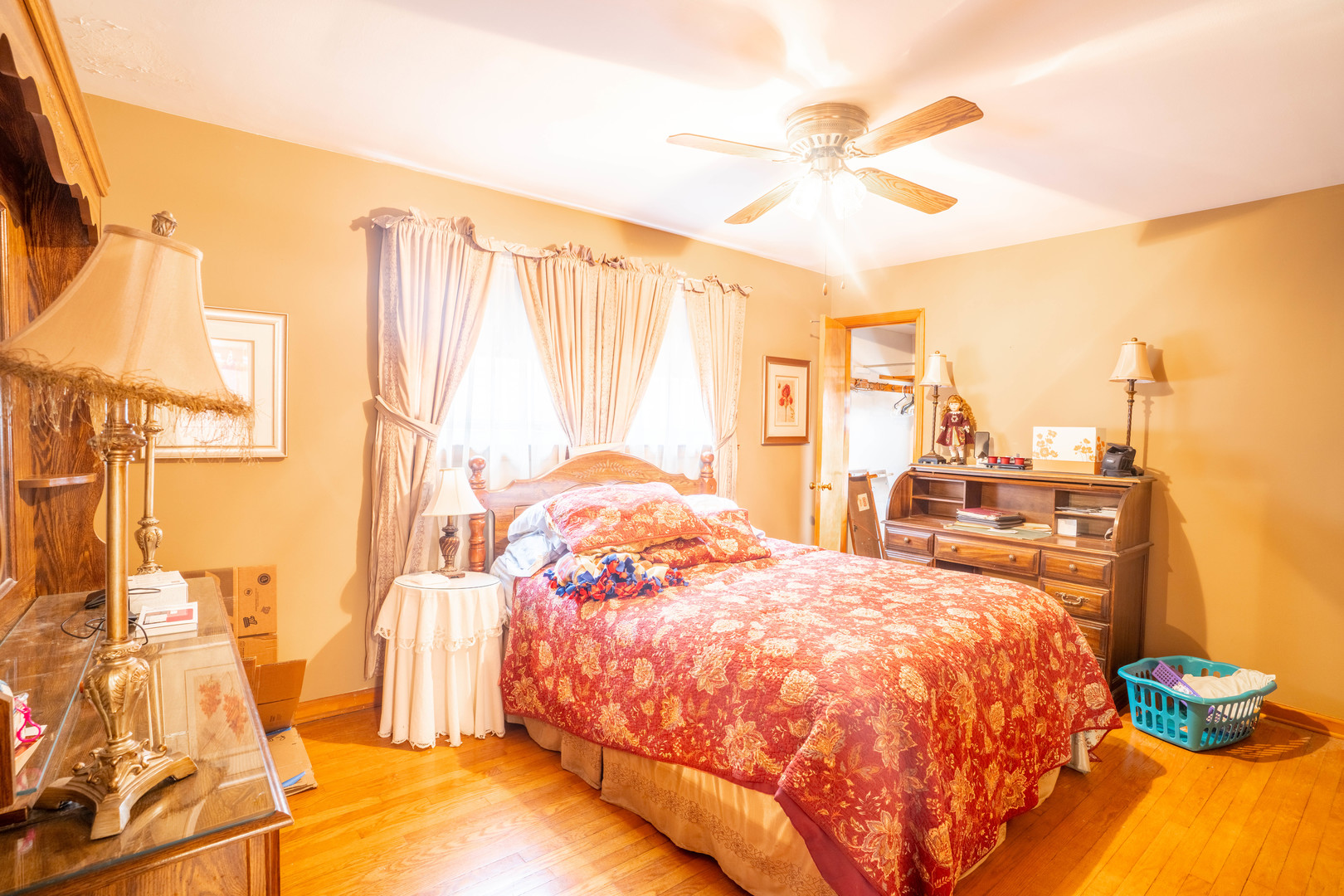 5734 S Melvina Avenue, Chicago, IL 60638