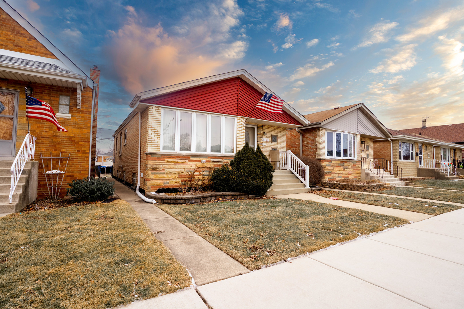 5734 S Melvina Avenue, Chicago, IL 60638