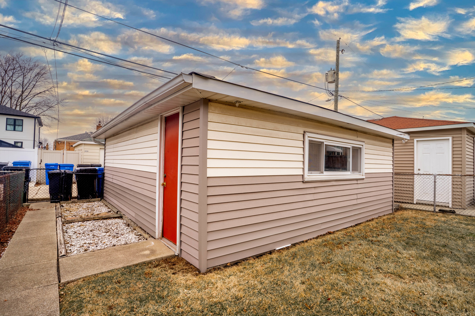 5734 S Melvina Avenue, Chicago, IL 60638