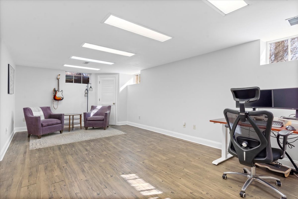 2121 Illini Road, Springfield, IL 62704