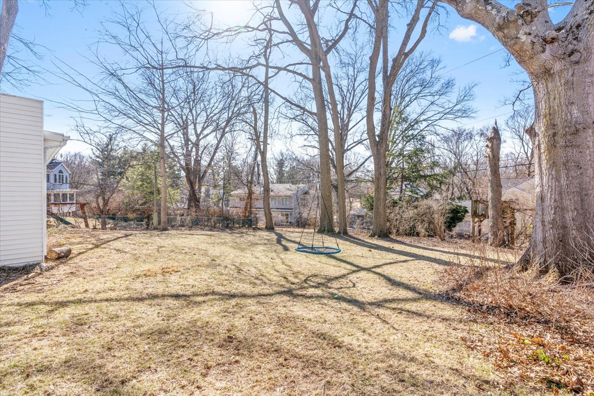 2121 Illini Road, Springfield, IL 62704