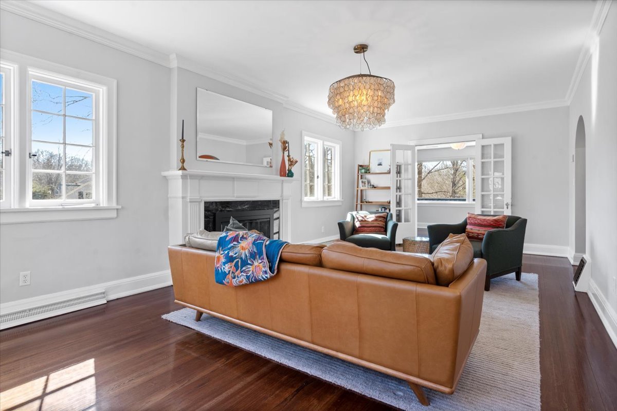 2121 Illini Road, Springfield, IL 62704