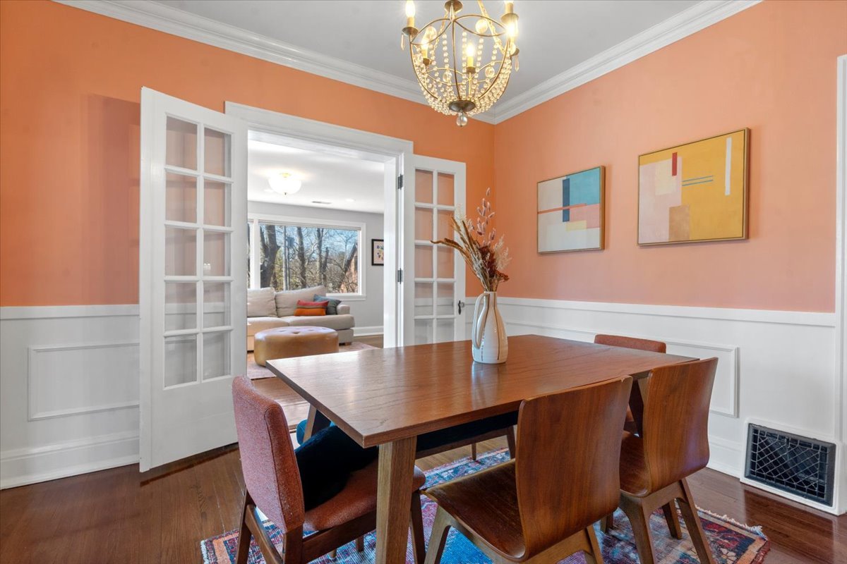 2121 Illini Road, Springfield, IL 62704