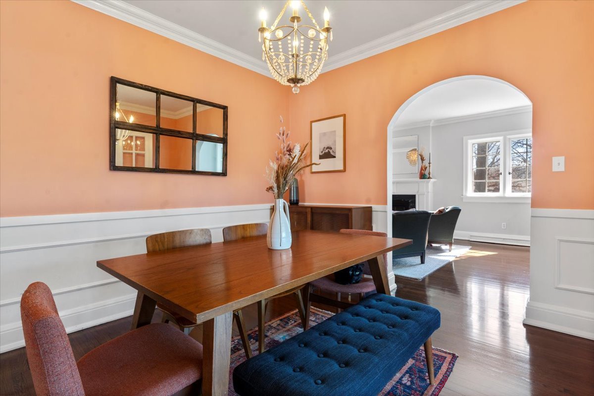 2121 Illini Road, Springfield, IL 62704