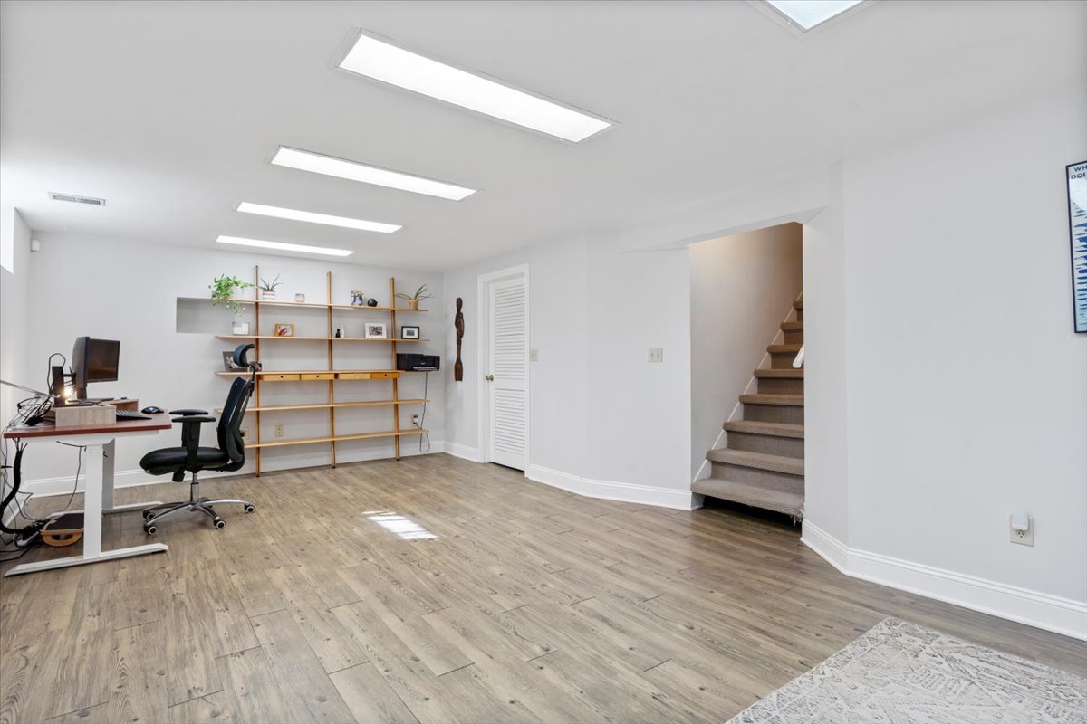 2121 Illini Road, Springfield, IL 62704