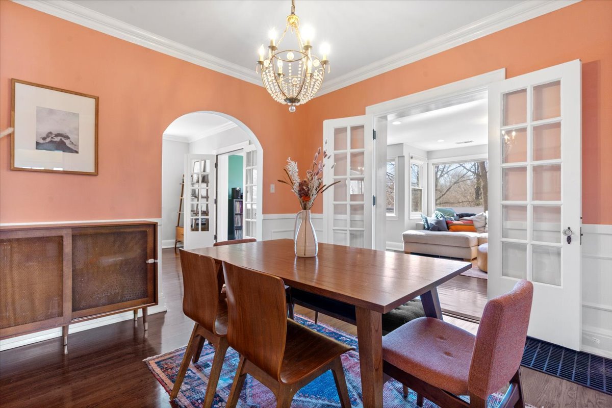 2121 Illini Road, Springfield, IL 62704