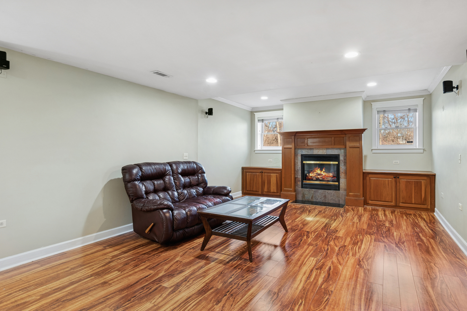 2667 Charter Oak Drive, Aurora, IL 60502