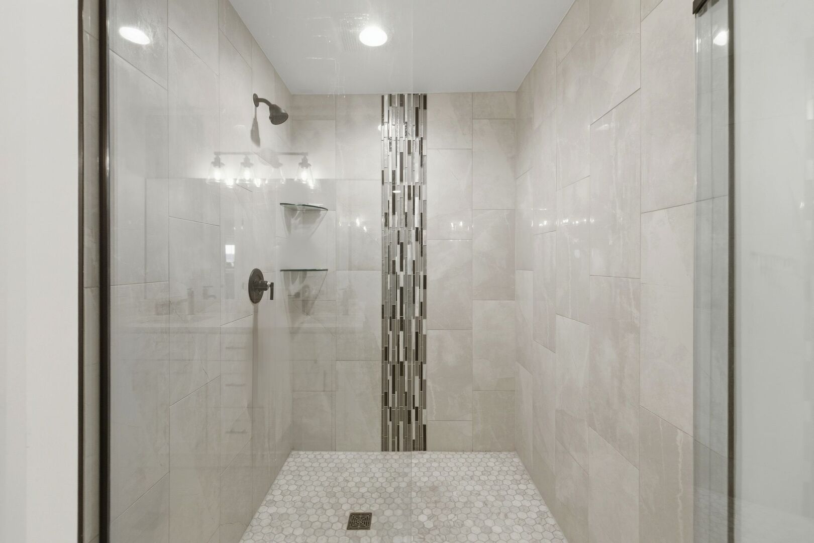 18145 94th Avenue, Tinley Park, IL 60487