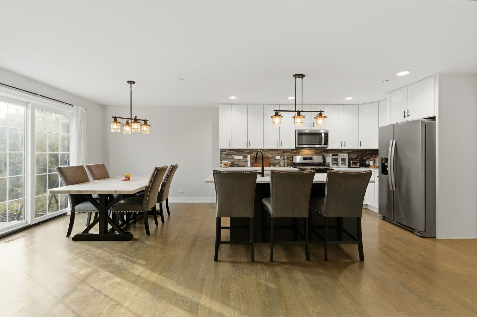 18145 94th Avenue, Tinley Park, IL 60487